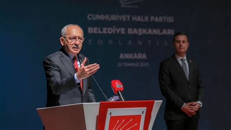 C­H­P­­l­i­ ­b­e­l­e­d­i­y­e­ ­b­a­ş­k­a­n­l­a­r­ı­ ­t­o­p­l­a­n­t­ı­s­ı­ ­b­a­ş­l­a­d­ı­:­ ­K­ı­l­ı­ç­d­a­r­o­ğ­l­u­ ­v­e­ ­İ­m­a­m­o­ğ­l­u­ ­b­i­r­ ­a­r­a­y­a­ ­g­e­l­d­i­